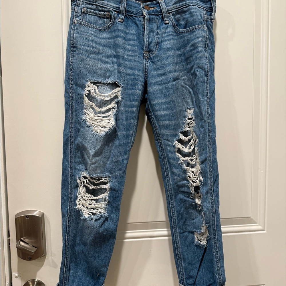 Hollister Ripped Blue Ankle Jeans